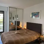 2 Pieces Avec Terrasse Pres De La - Fr-1-226a-344 Fréjus