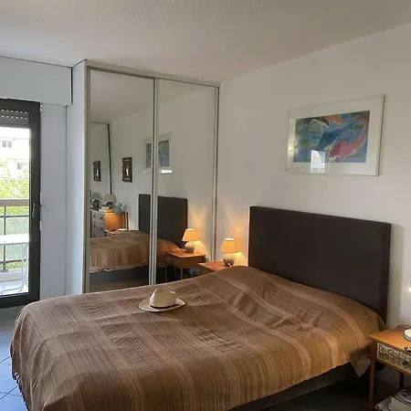 2 Pieces Avec Terrasse Pres De La - Fr-1-226a-344 Fréjus